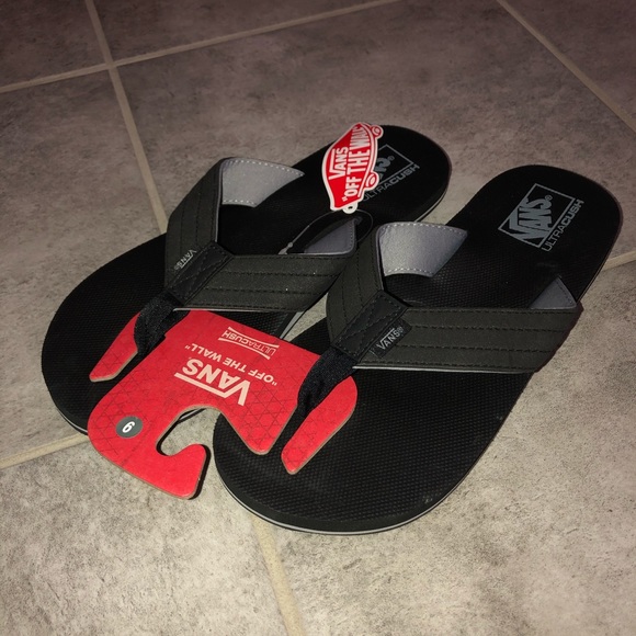 vans t street flip flops